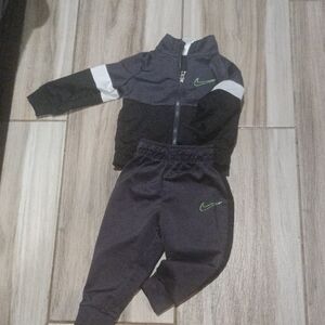 Nike Kids' Black and Gray Tracksuit